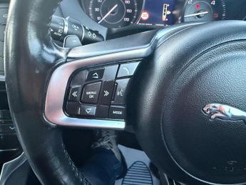 Jaguar XE 2.0d R-Sport Auto Euro 6 (s/s) 4dr