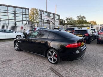 Jaguar XE 2.0d R-Sport Auto Euro 6 (s/s) 4dr