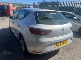 SEAT Leon 1.6 TDI Ecomotive CR SE Euro 5 (s/s) 5dr