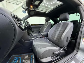 Volkswagen Beetle 2.0 TSI Turbo Black DSG Euro 5 3dr