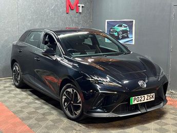 MG MG4 64kWh SE Long Range Auto 5dr