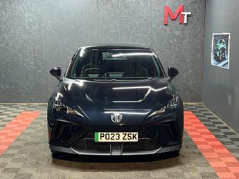 MG MG4 64kWh SE Long Range Auto 5dr