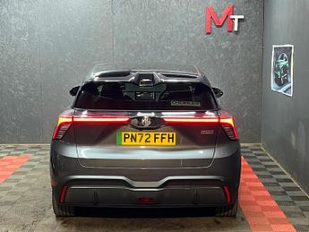 MG MG4 64kWh Trophy Long Range Auto 5dr