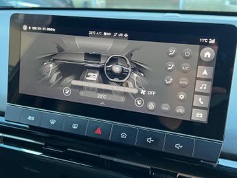 MG MG4 64kWh Trophy Long Range Auto 5dr