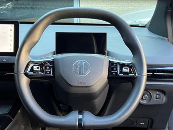 MG MG4 64kWh Trophy Long Range Auto 5dr