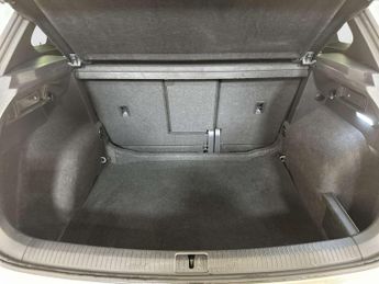 Volkswagen Tiguan 1.5 TSI R-Line SUV 5dr Petrol DSG Euro 6 (s/s) (150 ps)