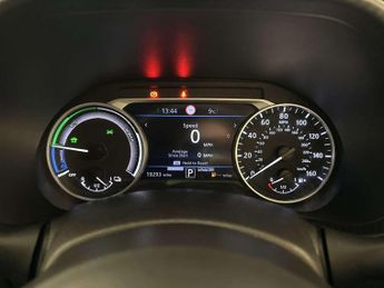 Nissan Juke 1.6 N-Connecta SUV 5dr Petrol Hybrid Auto Euro 6 (143 ps)