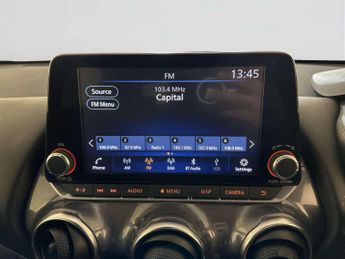 Nissan Juke 1.6 N-Connecta SUV 5dr Petrol Hybrid Auto Euro 6 (143 ps)