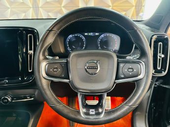 Volvo XC40 2.0 T5 First Edition Auto AWD Euro 6 (s/s) 5dr