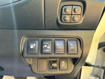 Nissan Leaf 24kWh Acenta Auto 5dr