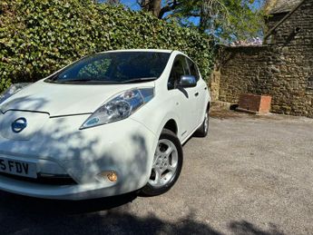 Nissan Leaf 24kWh Acenta Auto 5dr
