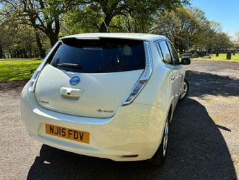 Nissan Leaf 24kWh Acenta Auto 5dr
