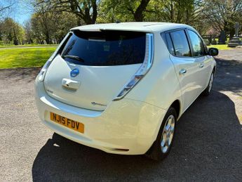 Nissan Leaf 24kWh Acenta Auto 5dr