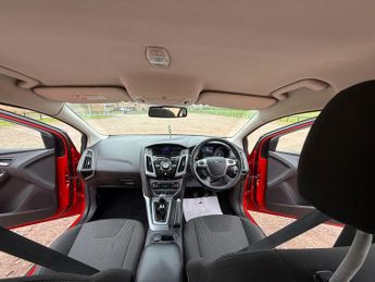 Ford Focus 1.0T EcoBoost Titanium Navigator Euro 5 (s/s) 5dr