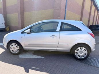 Vauxhall Corsa 1.4i 16v Club 3dr