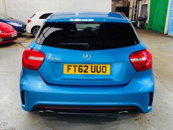 Mercedes-Benz A Class 2.0 A250 BlueEfficiency Engineered by AMG 7G-DCT Euro 6 (s/s) 5d