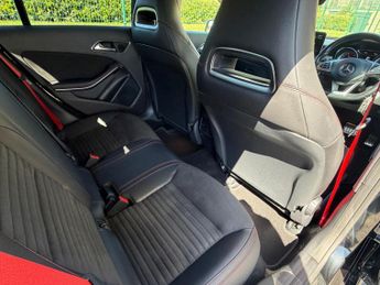 Mercedes-Benz CLA 2.0 CLA250 AMG Coupe 7G-DCT Euro 6 (s/s) 4dr