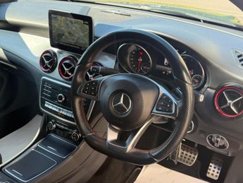 Mercedes-Benz CLA 2.0 CLA250 AMG Coupe 7G-DCT Euro 6 (s/s) 4dr