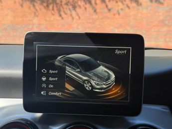 Mercedes-Benz CLA 2.0 CLA250 AMG Coupe 7G-DCT Euro 6 (s/s) 4dr