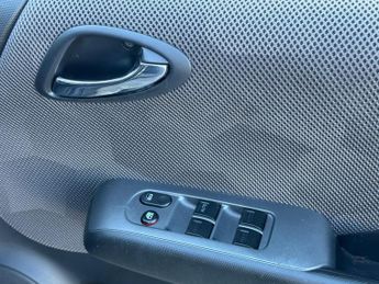 Honda Jazz 1.4 i-DSI Sport CVT-7 5dr
