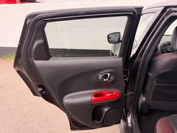 Nissan Juke 1.6 N-Connecta XTRON Euro 6 5dr