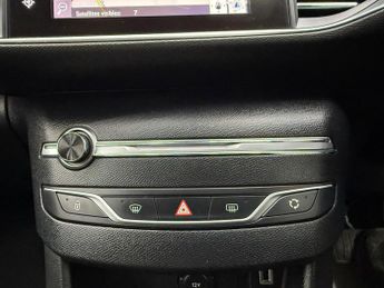 Peugeot 308 1.2 PureTech Allure EAT Euro 6 (s/s) 5dr