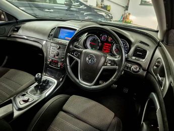 Vauxhall Insignia 2.0 CDTi ecoFLEX SRi Nav Euro 5 (s/s) 5dr