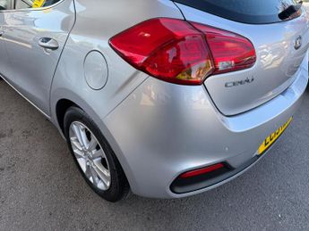 Kia Ceed 1.6 CRDi 2 Auto Euro 5 5dr