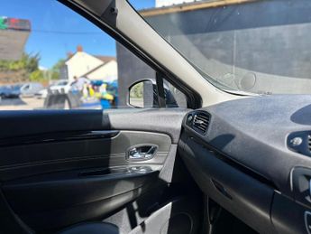 Renault Scenic 1.5 dCi ENERGY Dynamique TomTom Euro 5 (s/s) 5dr