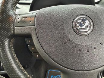 Vauxhall Tigra 1.4i 16v Exclusiv 2dr (a/c)