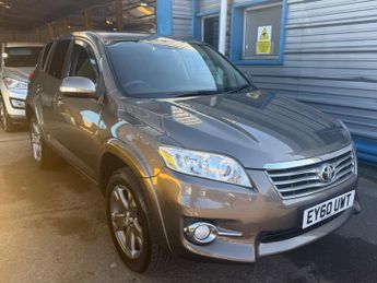Toyota RAV4 2.2 D-CAT SR Auto 4WD Euro 5 5dr