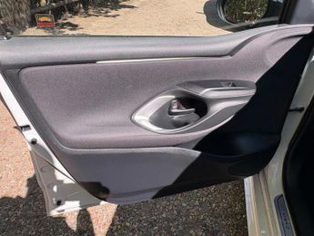 Toyota Yaris 1.5 VVT-h Icon E-CVT Euro 6 (s/s) 5dr