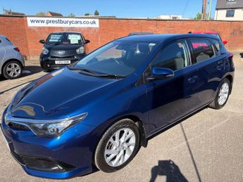 Toyota Auris 1.2 VVT-i Business Edition Euro 6 (s/s) 5dr (Safety Sense)