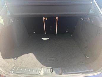 Jaguar F-PACE 2.0 D180 Portfolio Auto AWD Euro 6 (s/s) 5dr