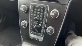 Volvo V40 2.0 D3 R-Design Pro Auto Euro 6 (s/s) 5dr