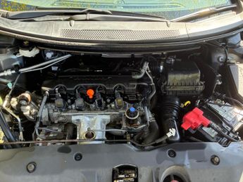 Honda Civic 1.8 i-VTEC SE Plus Auto Euro 5 5dr