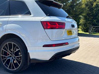 Audi Q7 3.0 TDI V6 S line Tiptronic quattro Euro 6 (s/s) 5dr