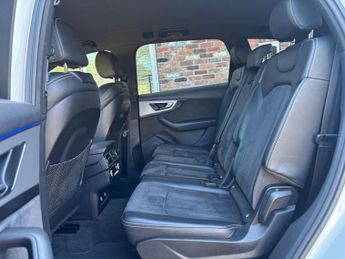 Audi Q7 3.0 TDI V6 S line Tiptronic quattro Euro 6 (s/s) 5dr