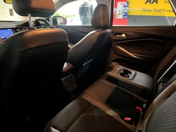 Vauxhall Grandland X 1.5 Turbo D Sport Nav Auto Euro 6 (s/s) 5dr