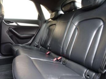 Audi Q3 2.0 TDI S line S Tronic quattro Euro 5 (s/s) 5dr