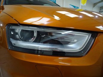 Audi Q3 2.0 TDI S line S Tronic quattro Euro 5 (s/s) 5dr