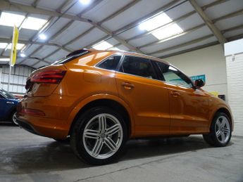Audi Q3 2.0 TDI S line S Tronic quattro Euro 5 (s/s) 5dr
