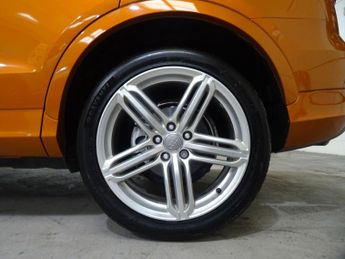 Audi Q3 2.0 TDI S line S Tronic quattro Euro 5 (s/s) 5dr