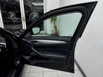 BMW 5 Series 2.0 520d M Sport Auto xDrive Euro 6 (s/s) 4dr
