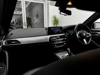 BMW 5 Series 2.0 520d M Sport Auto xDrive Euro 6 (s/s) 4dr