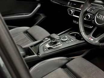 Audi A4 Avant 2.0 TFSI S line S Tronic Euro 6 (s/s) 5dr