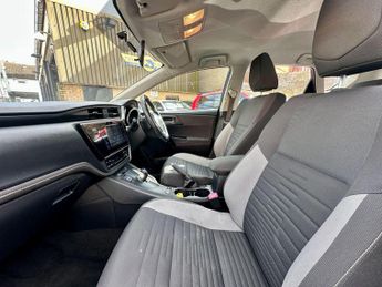 Toyota Auris 1.8 VVT-h Icon CVT Euro 6 (s/s) 5dr
