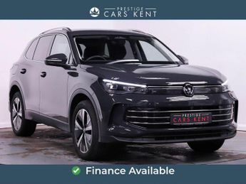 Volkswagen Tiguan 1.5 TSI eHybrid 19.7kWh Elegance SUV 5dr Petrol Plug-in Hybrid D