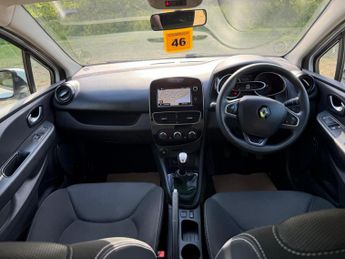 Renault Clio 0.9 TCe Iconic Euro 6 (s/s) 5dr