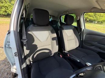 Renault Clio 0.9 TCe Iconic Euro 6 (s/s) 5dr